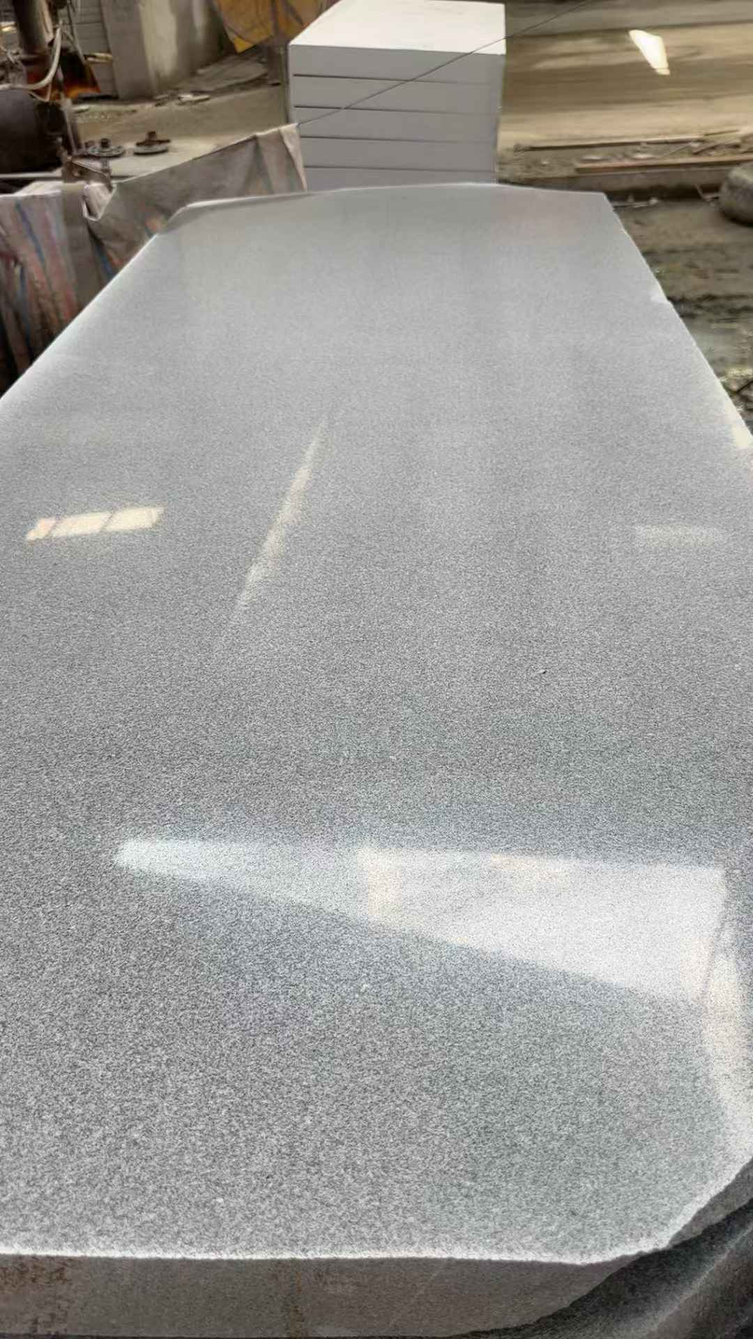 玉林 芝麻灰磨光面