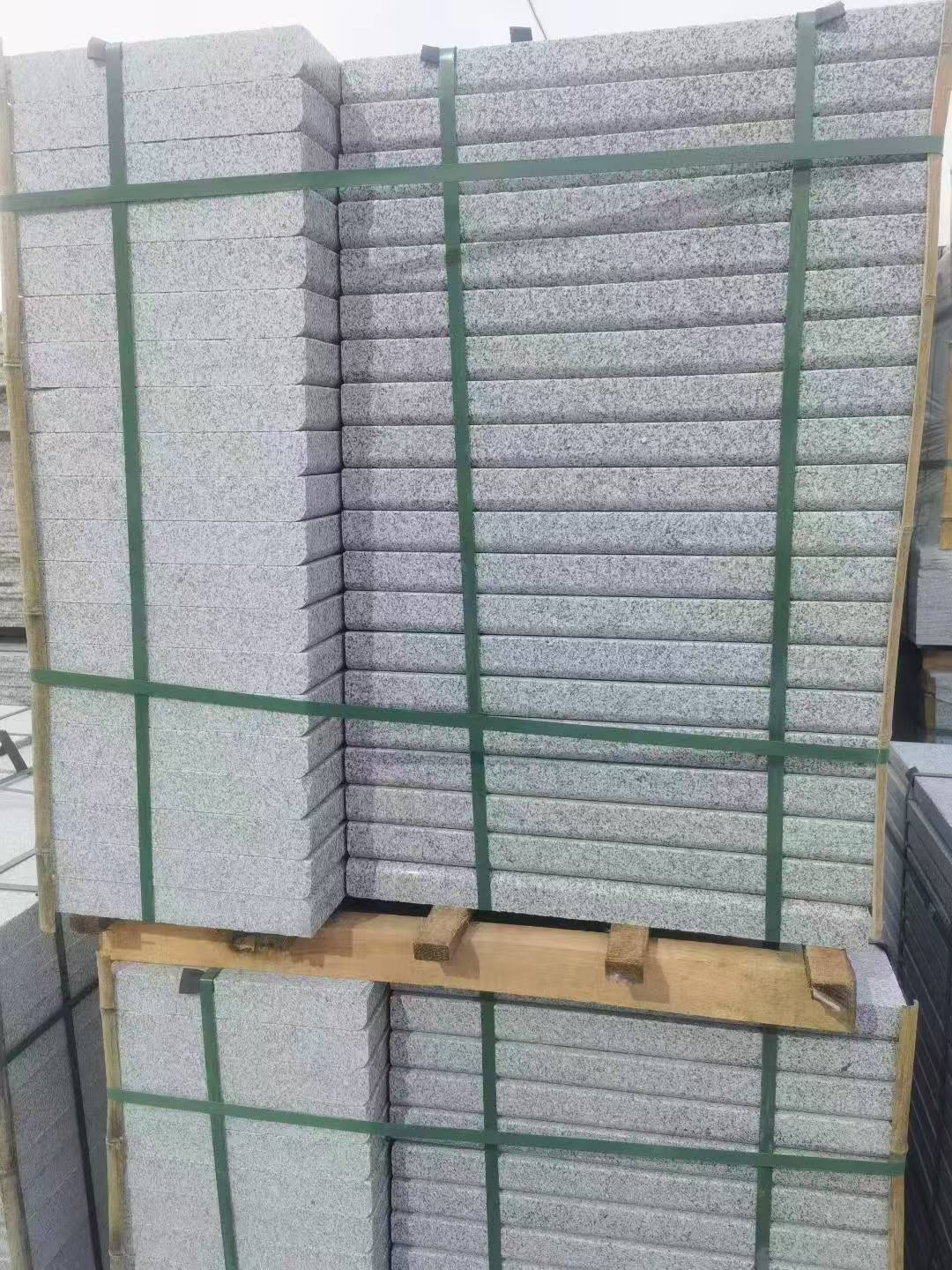 玉林 5公分芝麻白，倒斜角，室外楼梯踏步