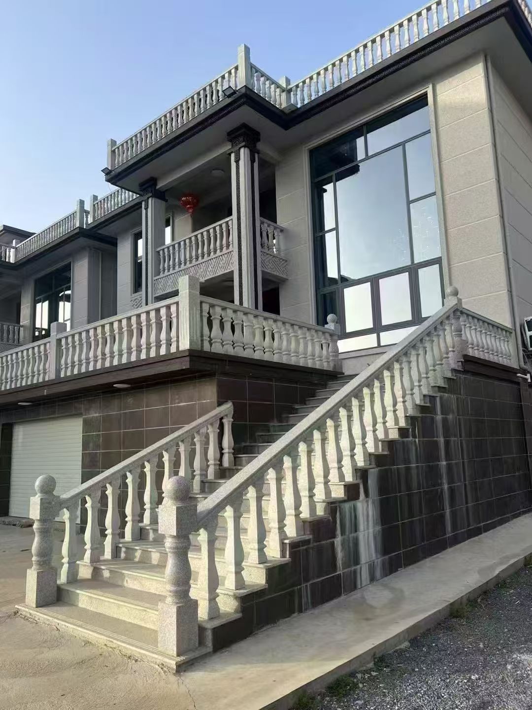 玉林 芝麻白别墅阳台栏杆，楼梯栏杆