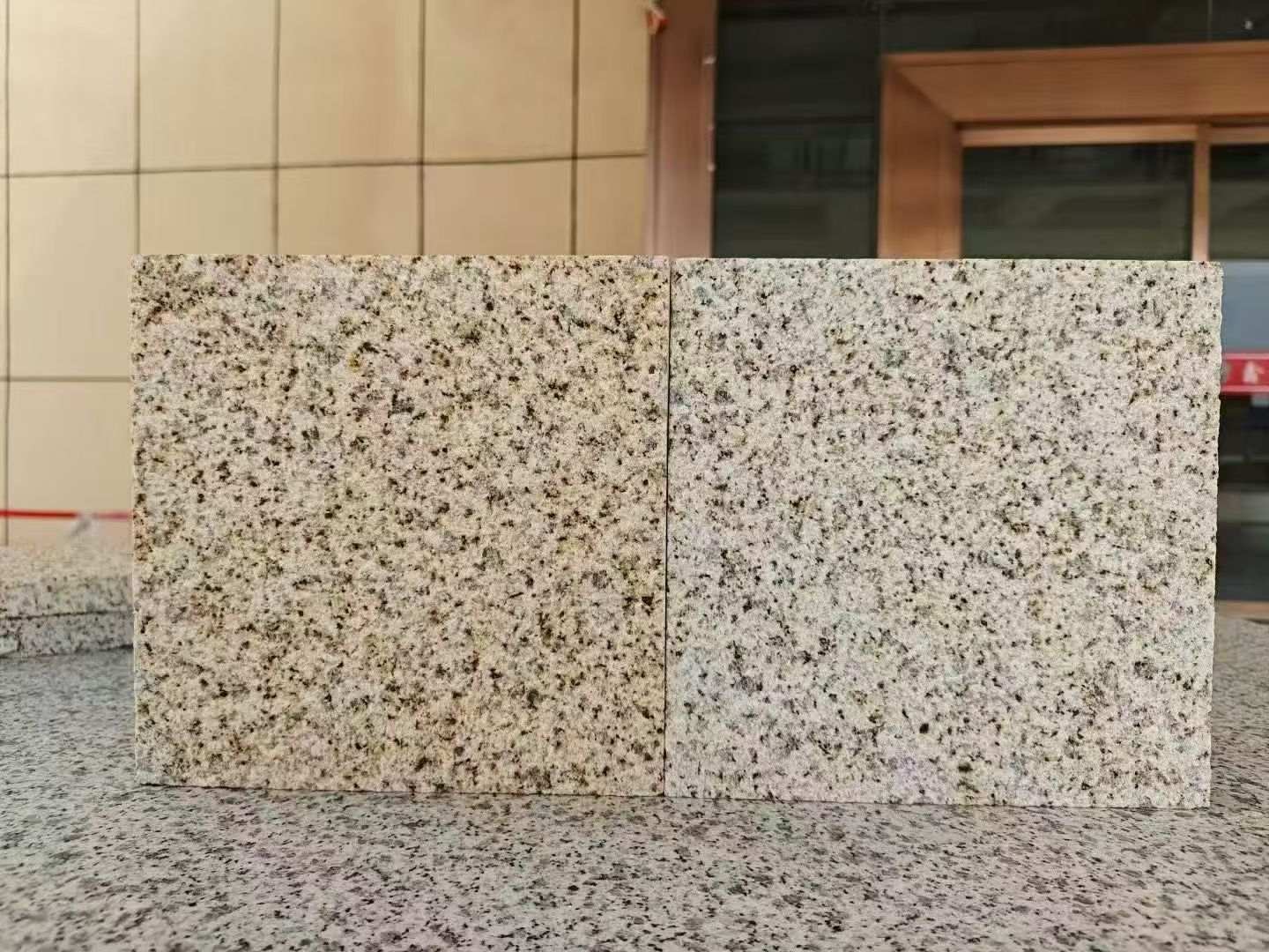 玉林 黄金麻荔枝面，中黄与浅黄