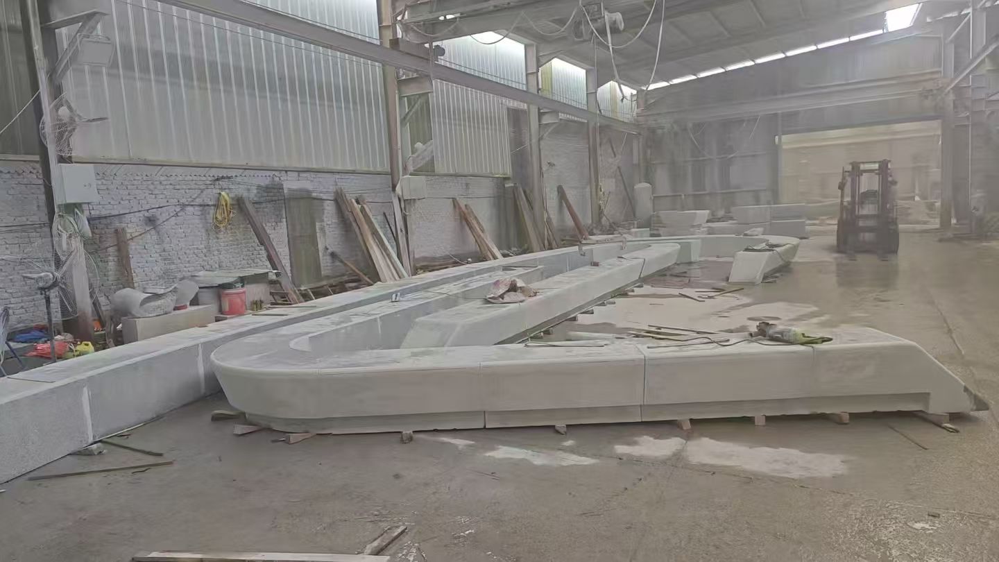 玉林 花岗岩整石坐凳拼装