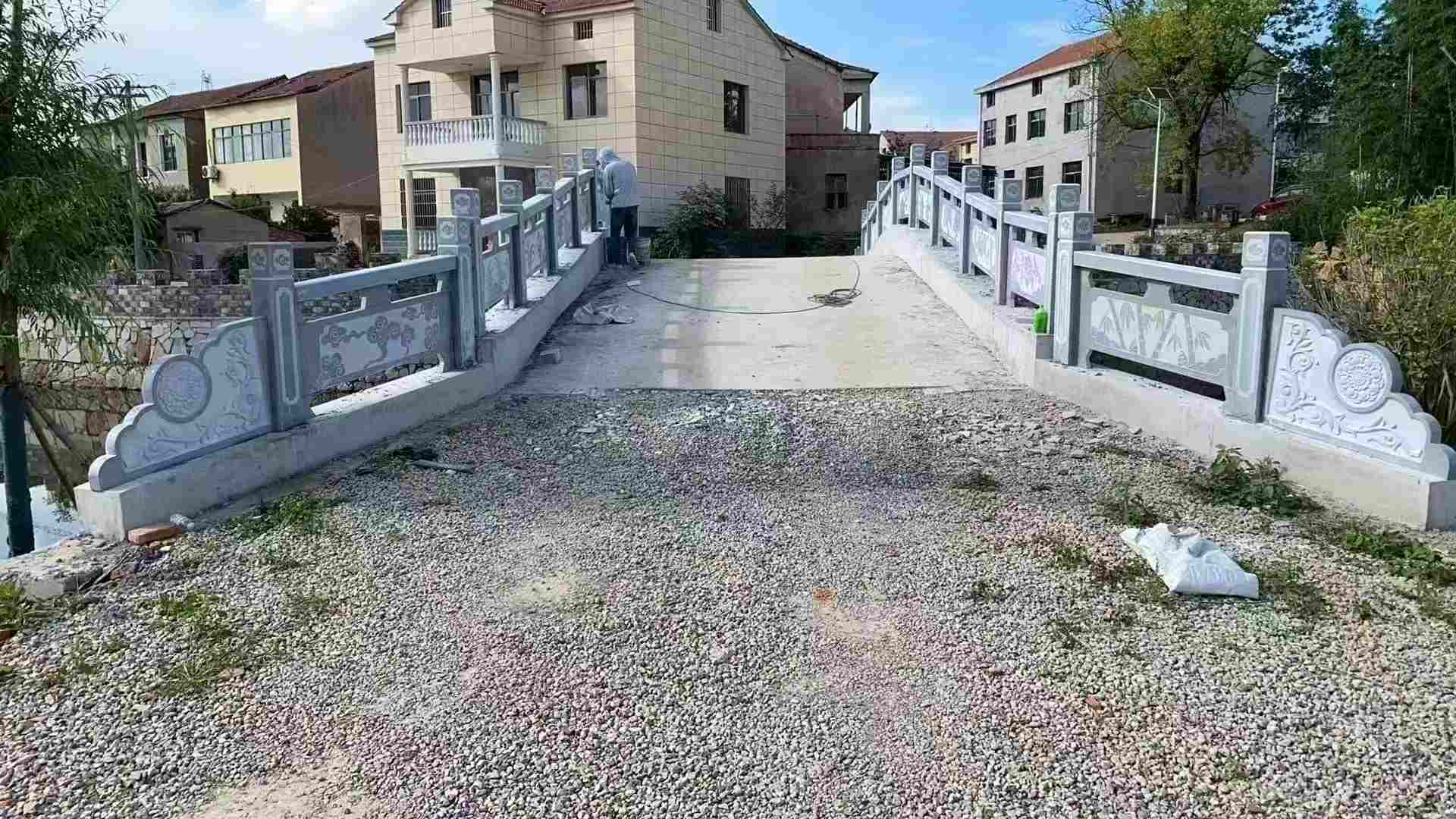 玉林 芝麻灰花岗岩桥栏杆